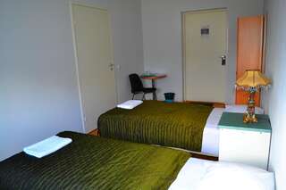 Гостевой дом Fortuna Hostel Маарду Бюджетный двухместный номер с 1 кроватью или 2 отдельными кроватями-6